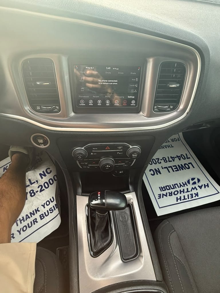 2019 Dodge Charger - $13,900