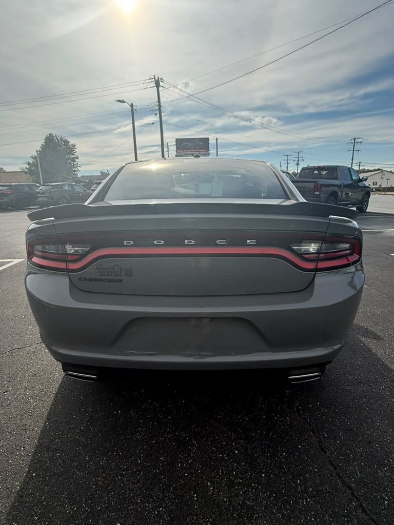 2019 Dodge Charger - $13,900