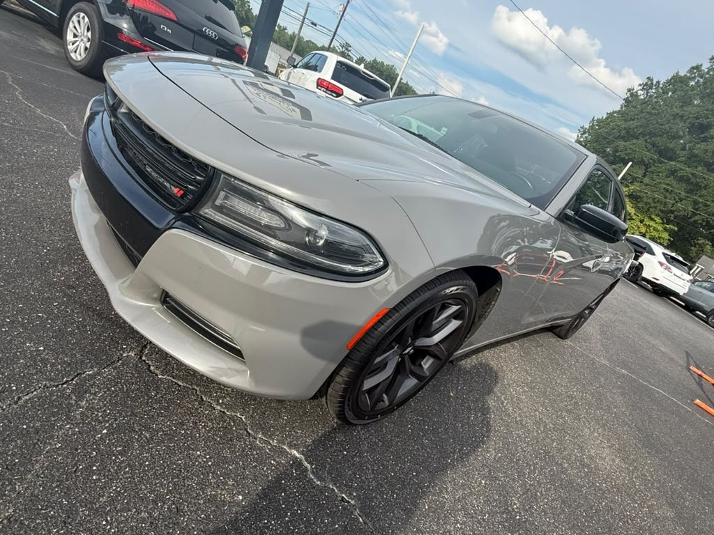 2019 Dodge Charger - $13,900
