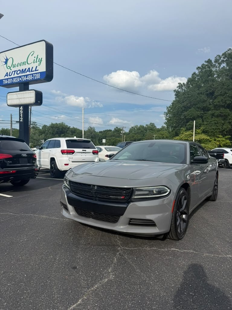 2019 Dodge Charger - $13,900