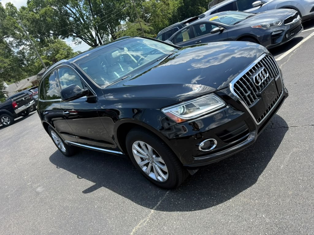 2016 Audi Q5 - $10,900