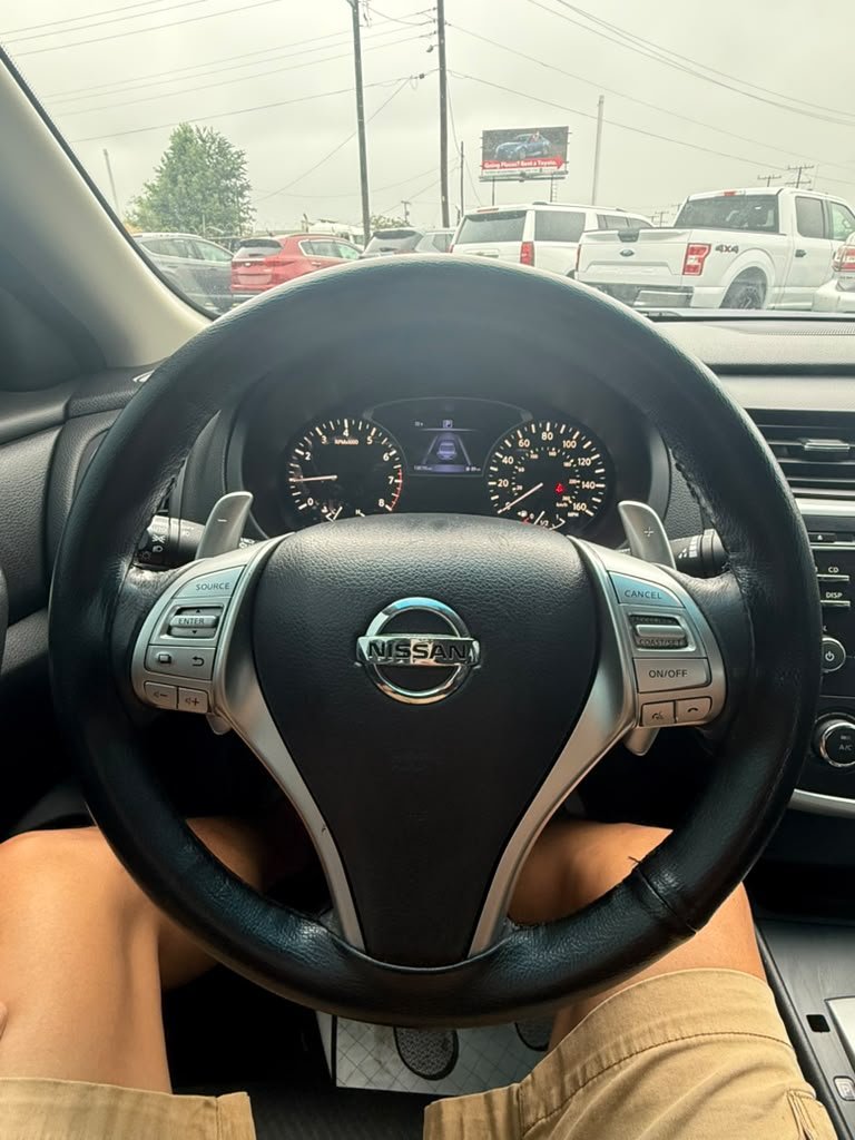 2017 Nissan Altima - $9,800