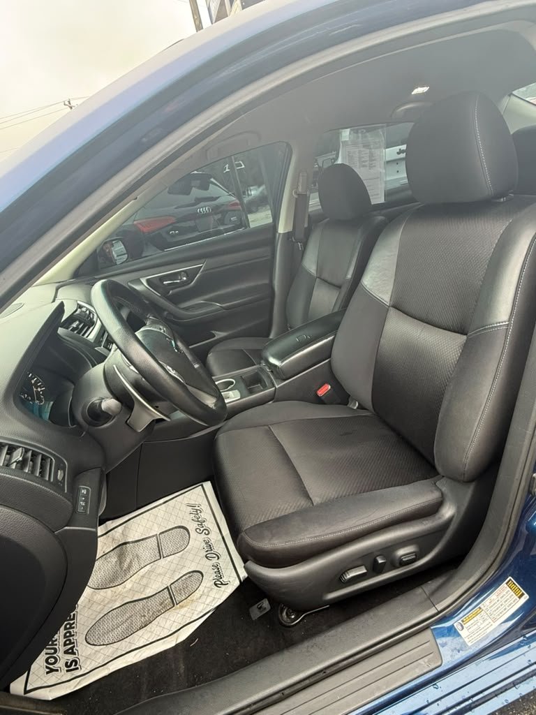 2017 Nissan Altima - $9,800