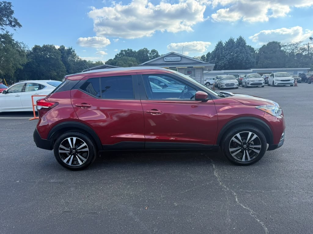 2020 Nissan Kicks - $11,500