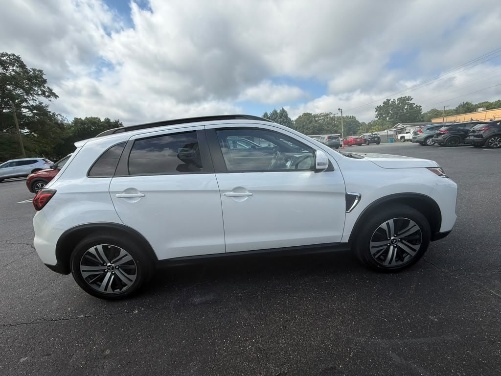 2021 Mitsubishi Outlander - $14,500