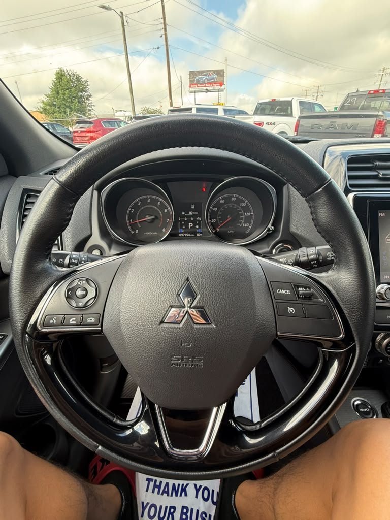 2021 Mitsubishi Outlander - $14,500