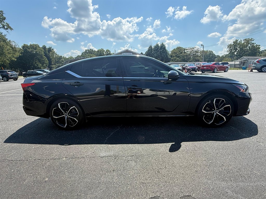 2024 Nissan Altima - $17,900