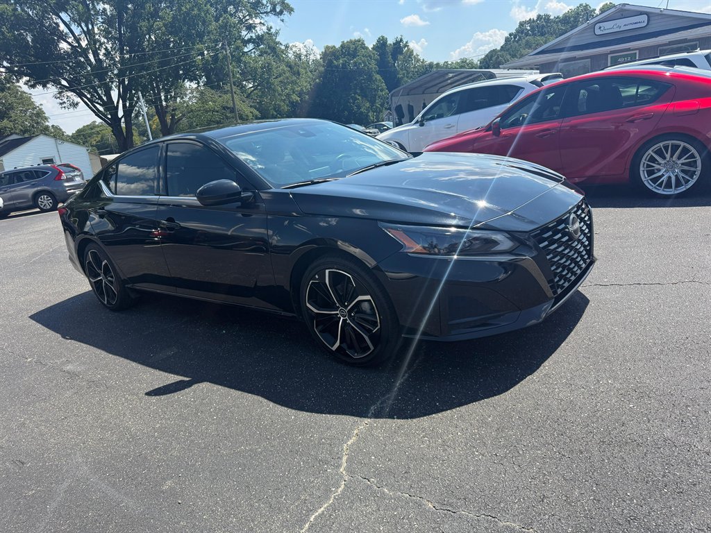 2024 Nissan Altima - $17,900