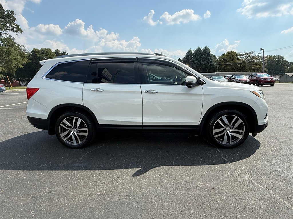 2018 Honda Pilot - $16,900