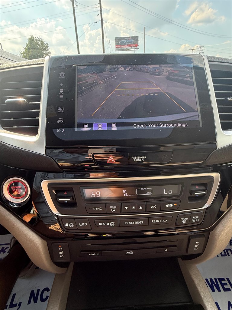 2018 Honda Pilot - $16,900