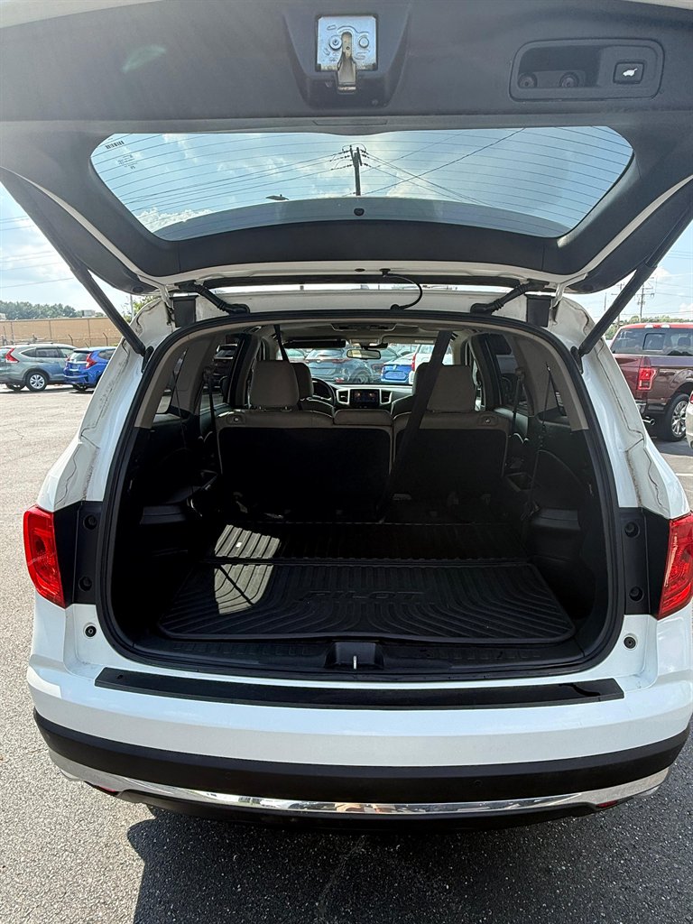 2018 Honda Pilot - $16,900