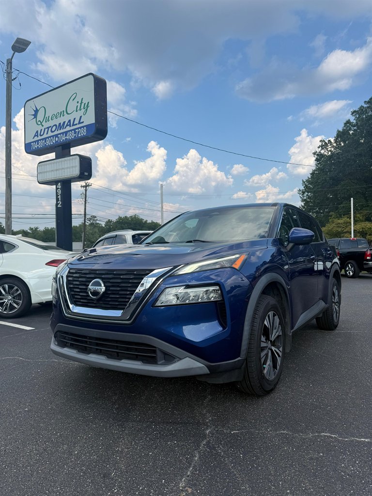 2021 Nissan Rogue - $17,500