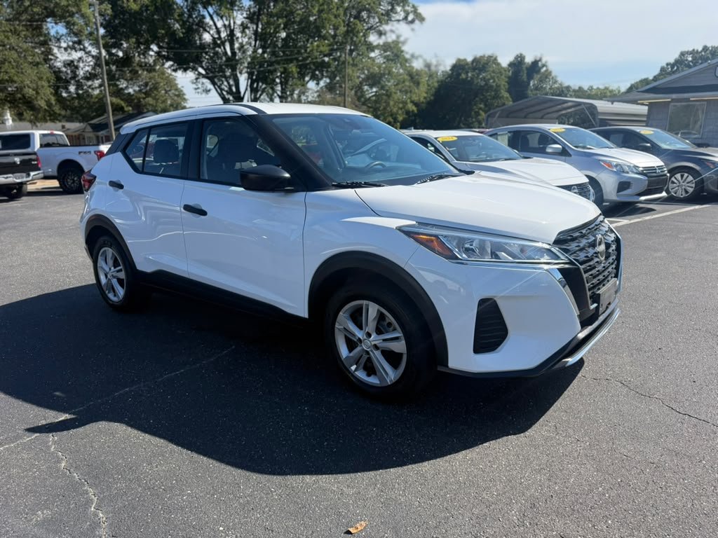 2023 Nissan Kicks - $14,200