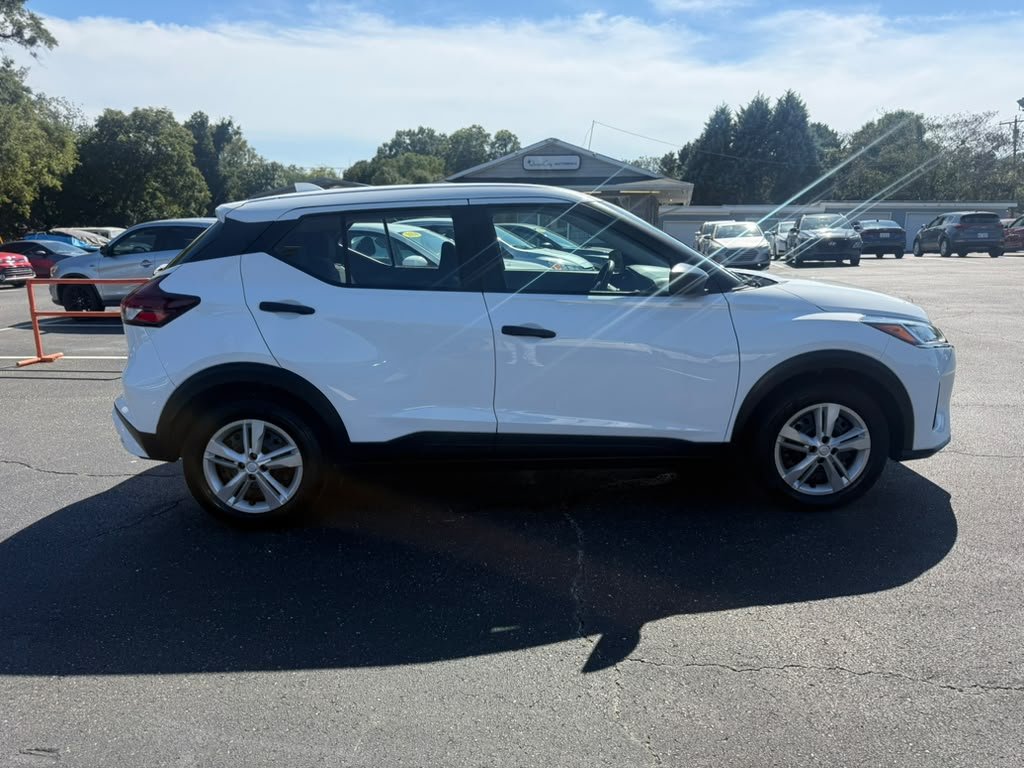 2023 Nissan Kicks - $14,200