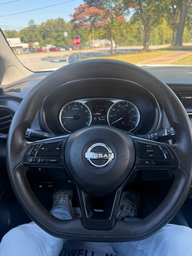 2023 Nissan Kicks - $14,200