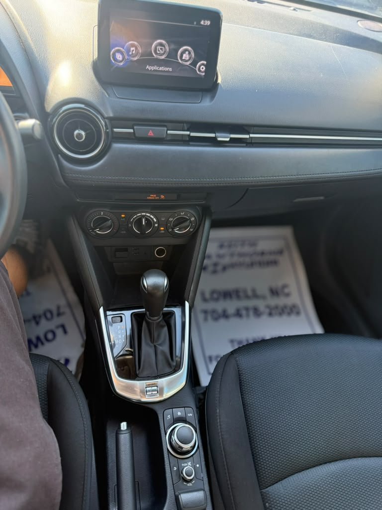 2019 Toyota Yaris - $13,300