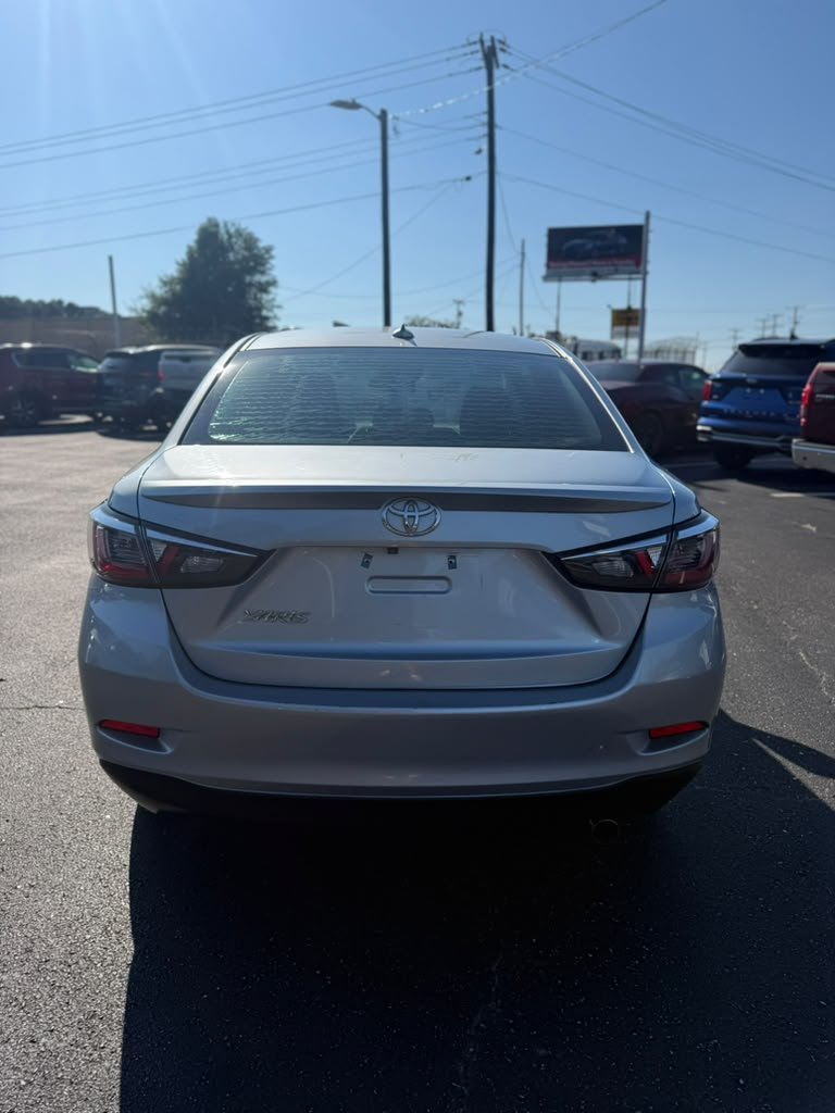 2019 Toyota Yaris - $13,300