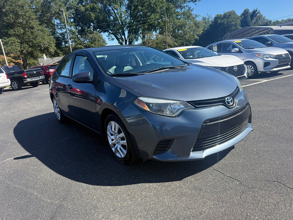 2014 Toyota Corolla - $9,600