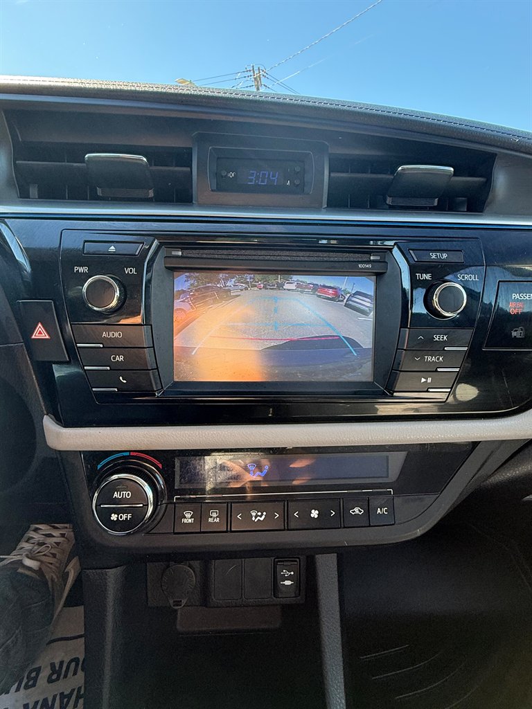 2014 Toyota Corolla - $9,600