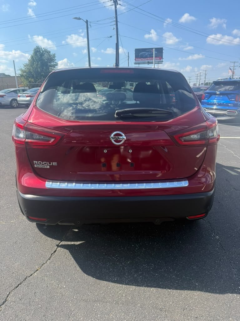 2020 Nissan Rogue - $12,200