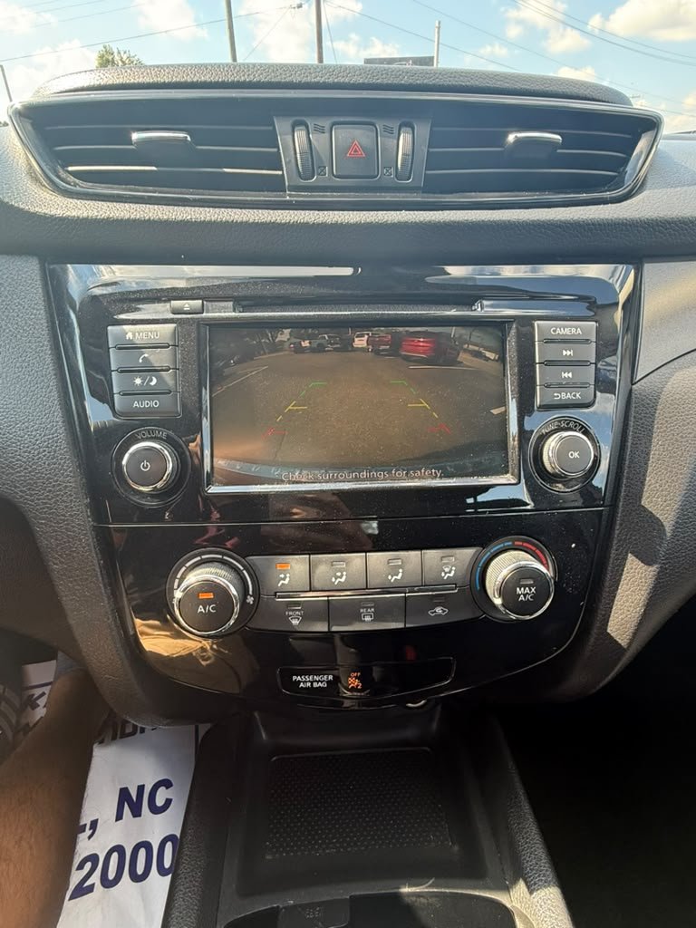 2020 Nissan Rogue - $12,200