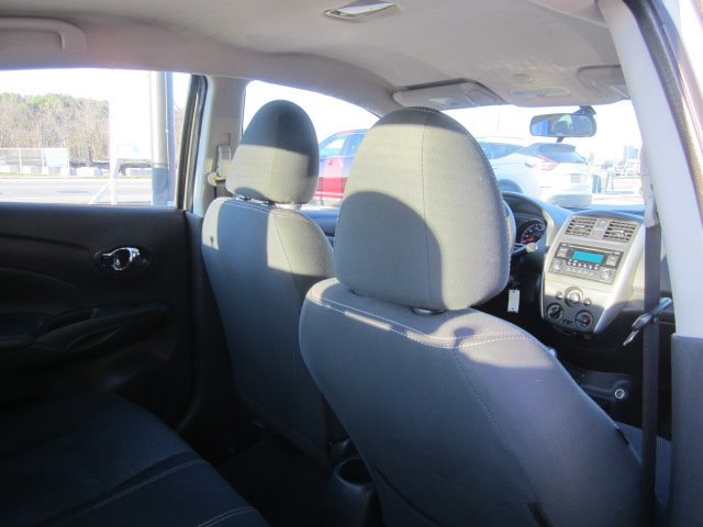 2017 Nissan Versa S photo