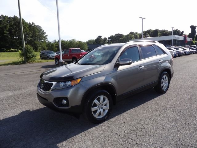 2012 Kia Sorento - $8,900