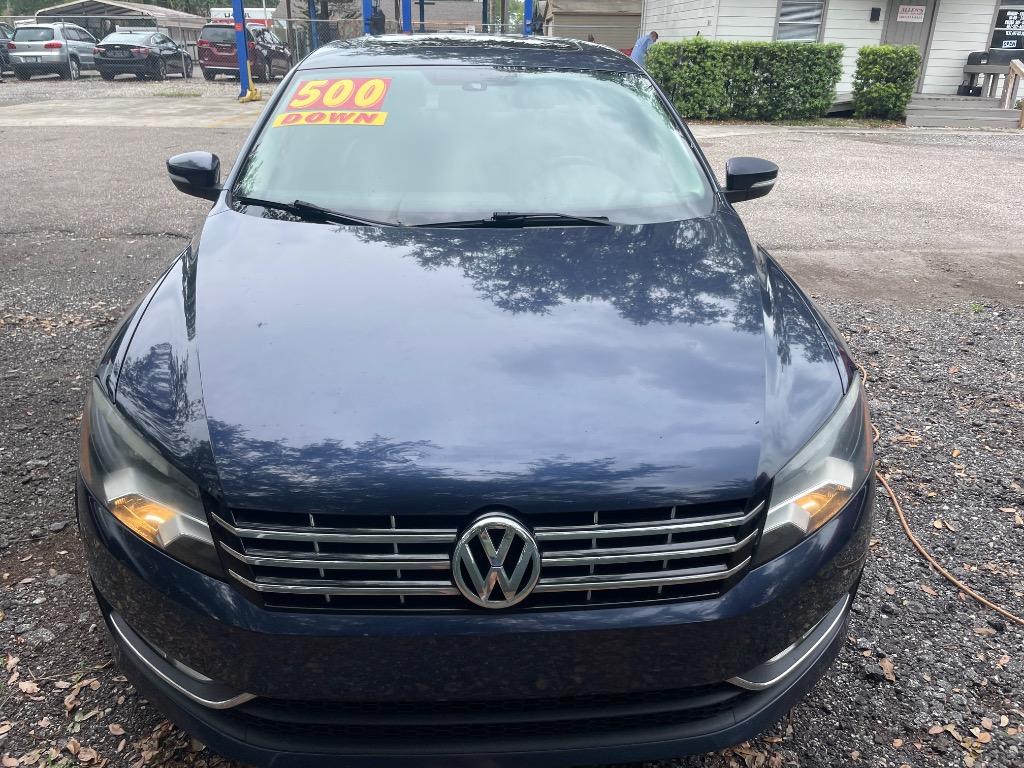 2013 Volkswagen Passat TDI SE photo