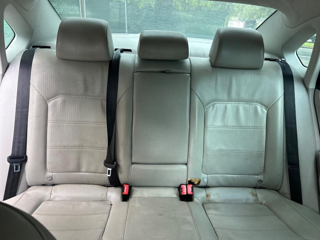 2013 Volkswagen Passat - $5,295