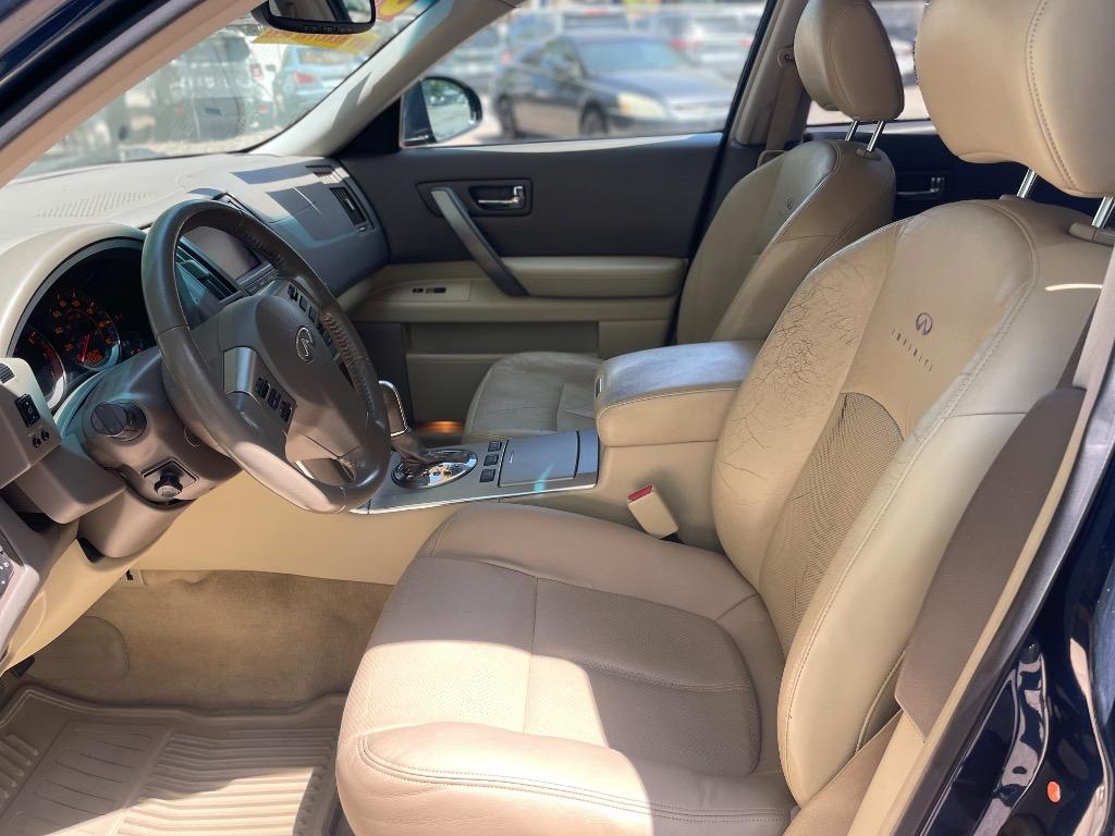 2006 Infiniti FX35 photo