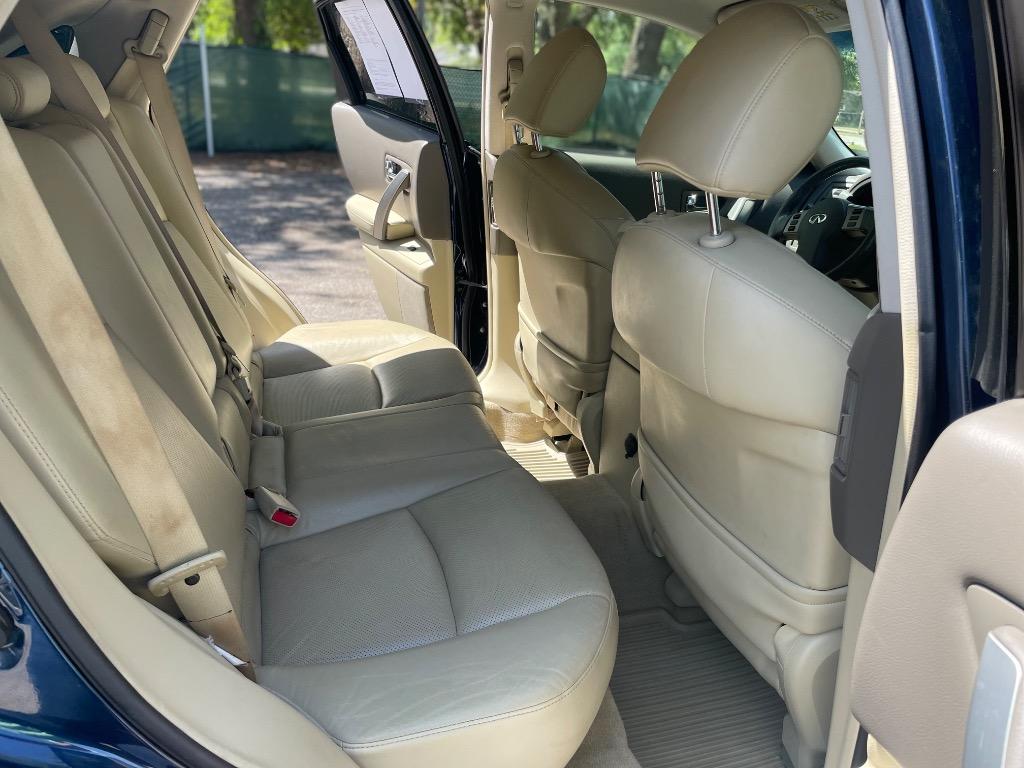 2006 Infiniti FX35 photo