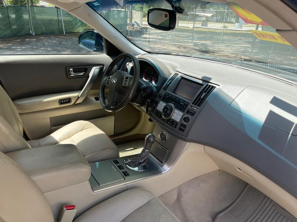 2006 Infiniti FX35 photo
