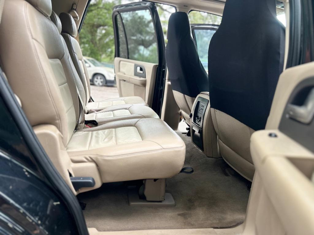 2004 Ford Expedition - $5,295