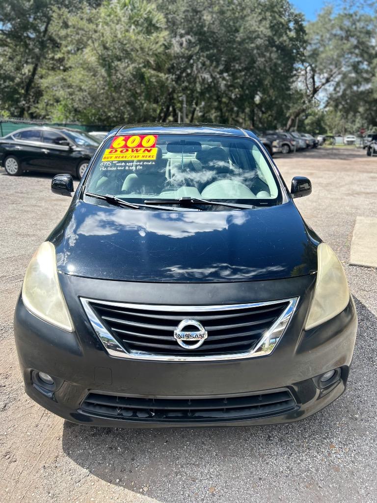 2012 Nissan Versa - $6,995
