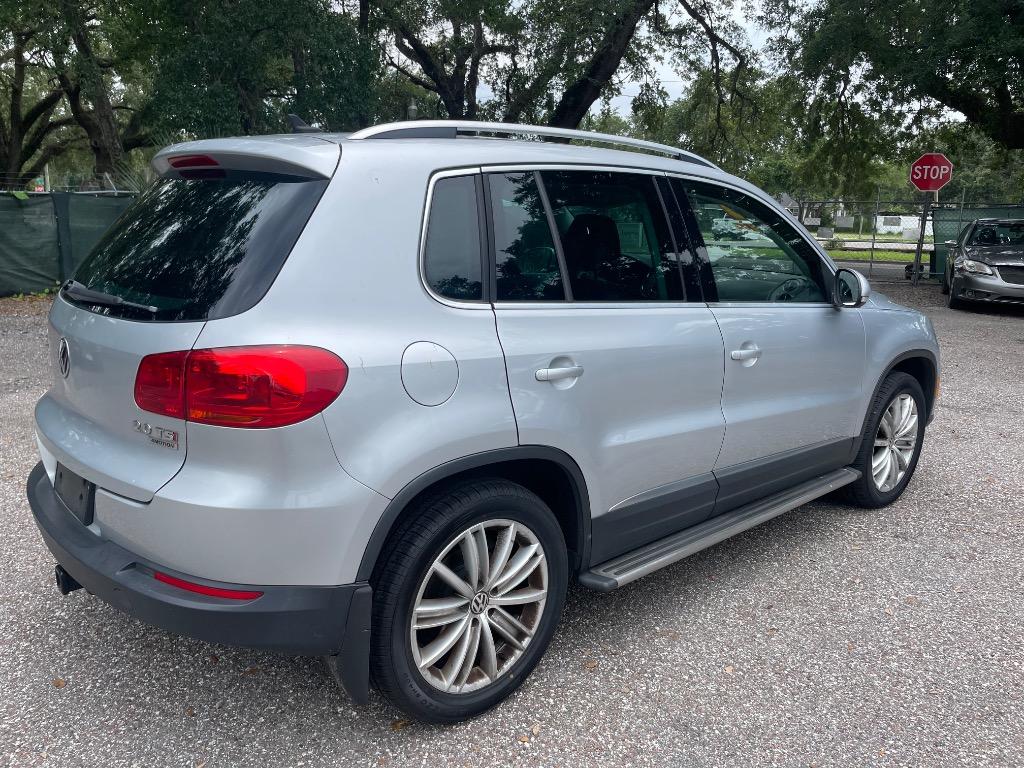 2012 Volkswagen Tiguan S 4Motion photo