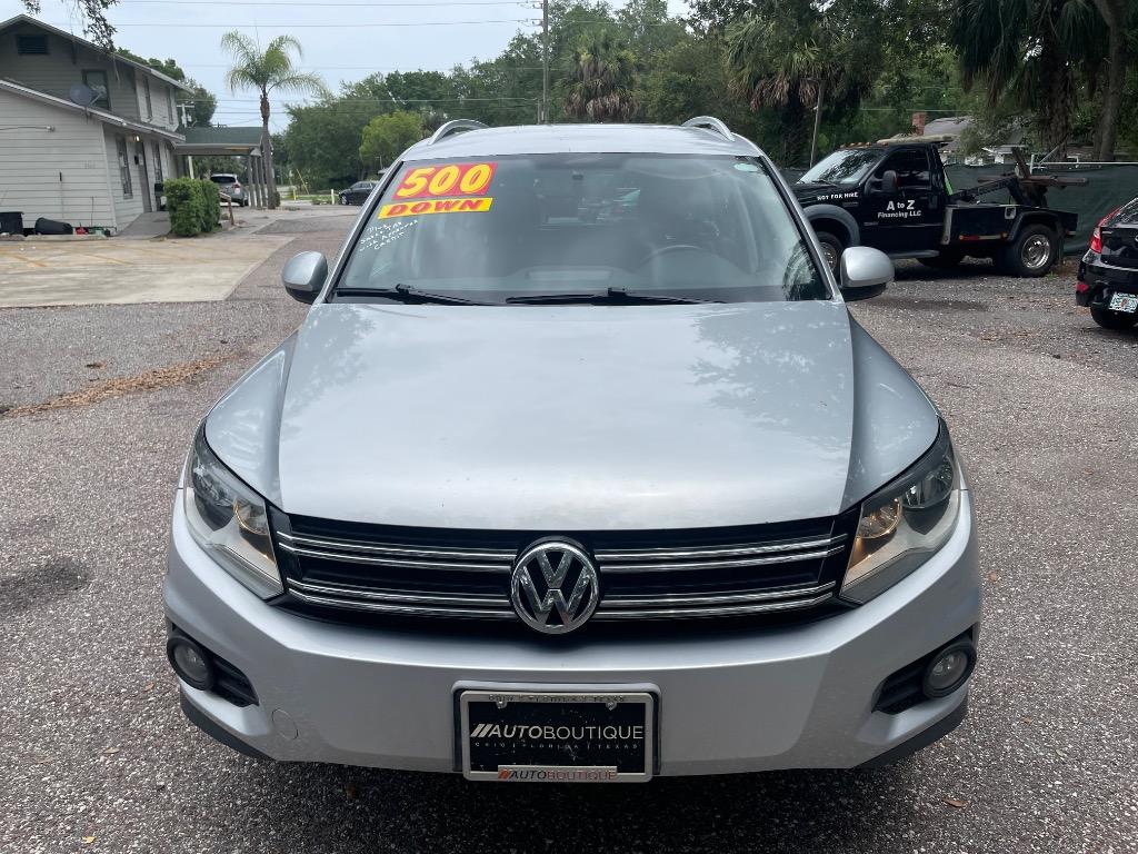 2012 Volkswagen Tiguan S 4Motion photo