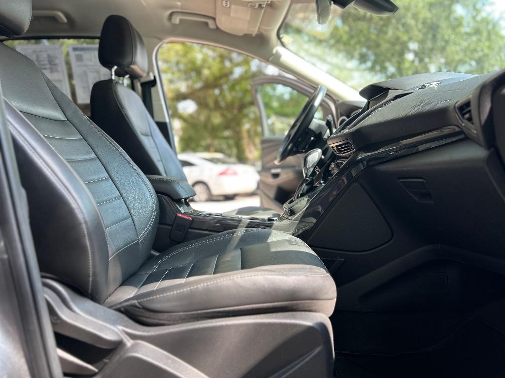 2014 Ford Escape - $7,995