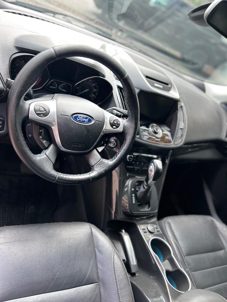 2014 Ford Escape - $7,995