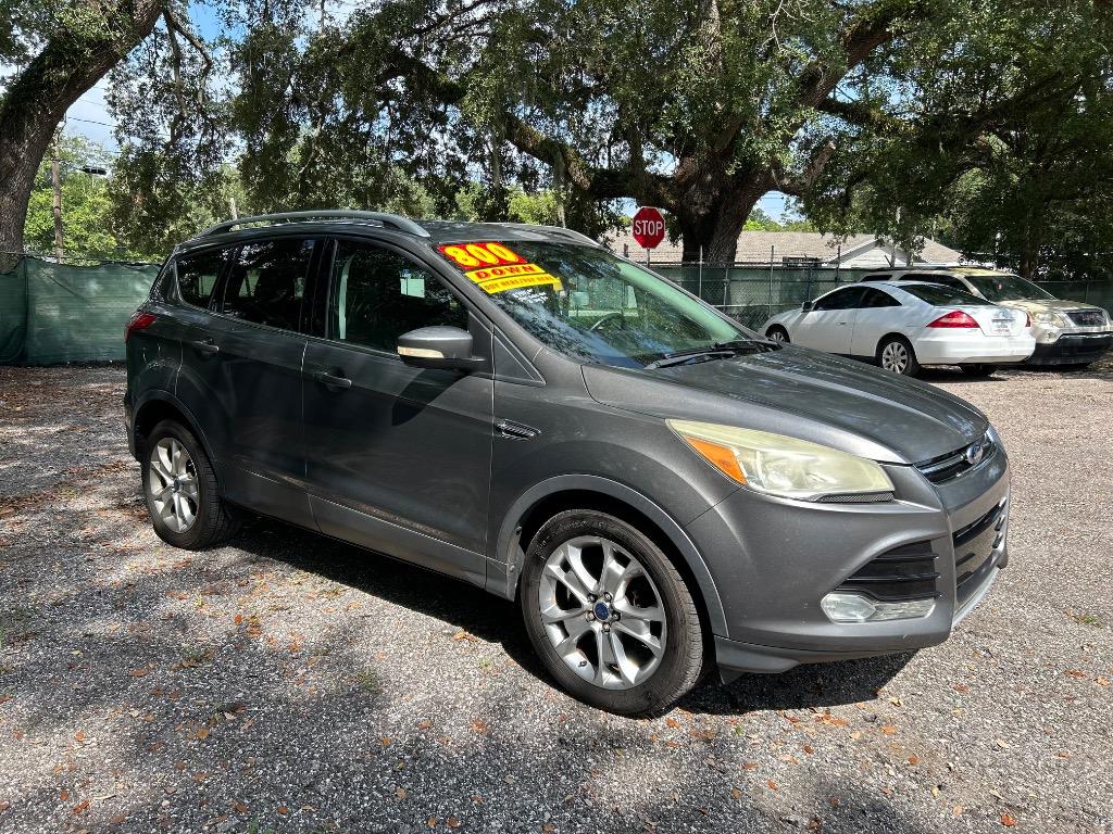 2014 Ford Escape - $7,995