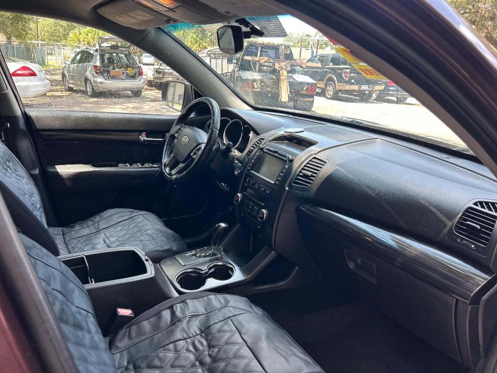 2013 Kia Sorento - $7,995