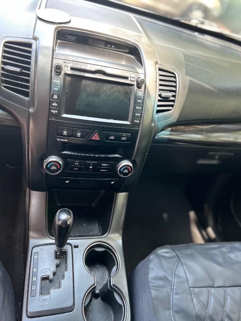 2013 Kia Sorento - $7,995