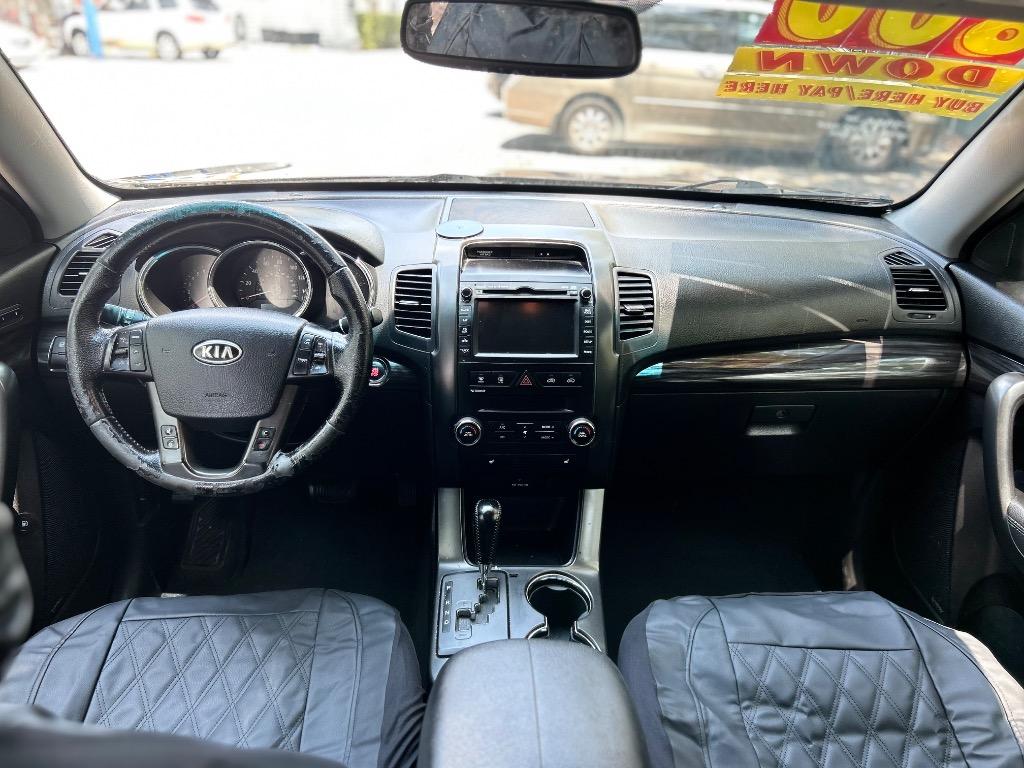 2013 Kia Sorento - $7,995