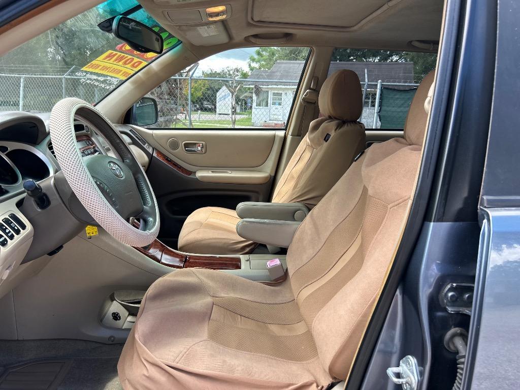 2006 Toyota Highlander - $7,595
