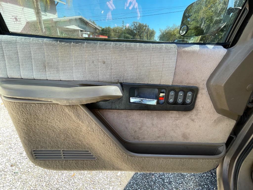 1994 Chevrolet RSX C1500 Silverado photo