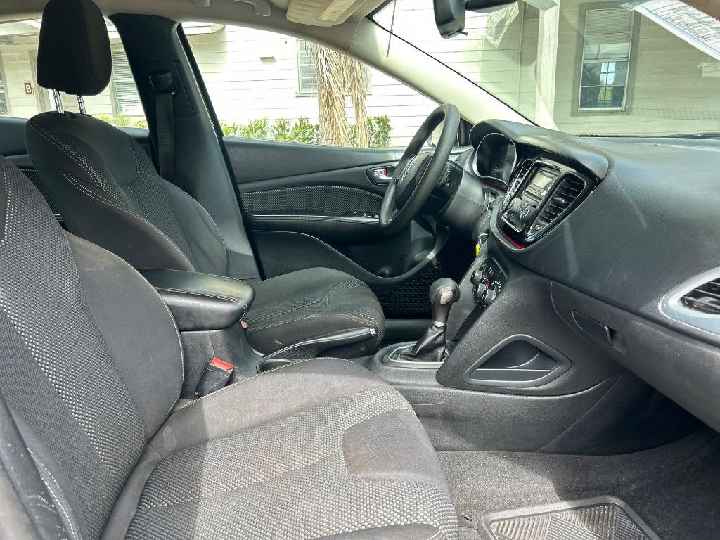 2016 Dodge Dart - $5,995
