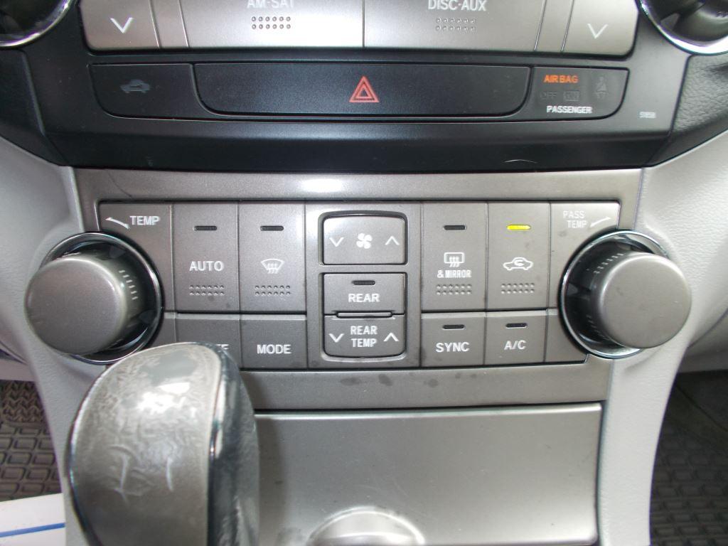 2008 Toyota Highlander Sport photo
