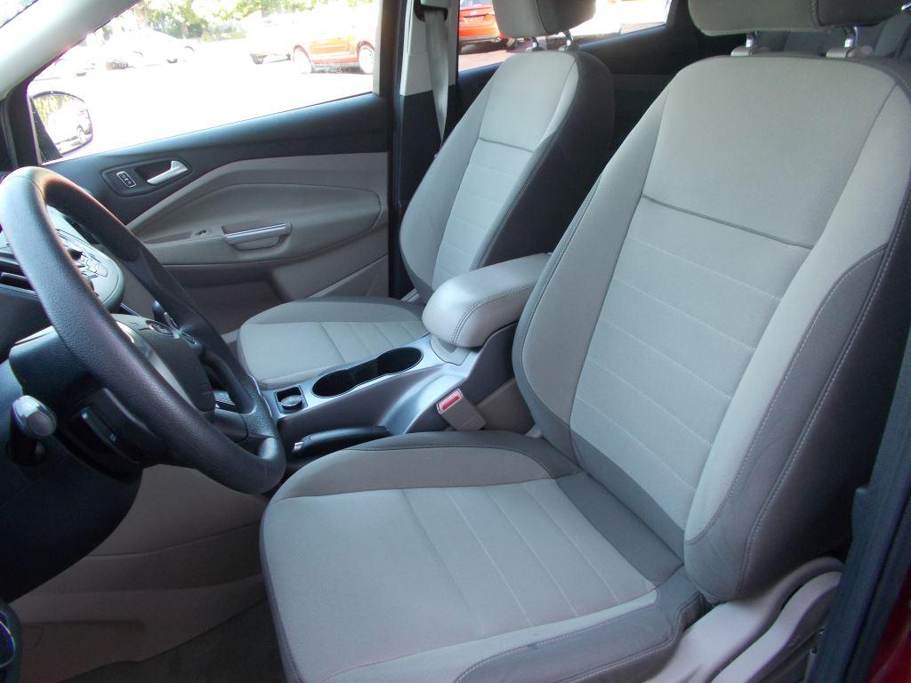 2013 Ford Escape SE photo
