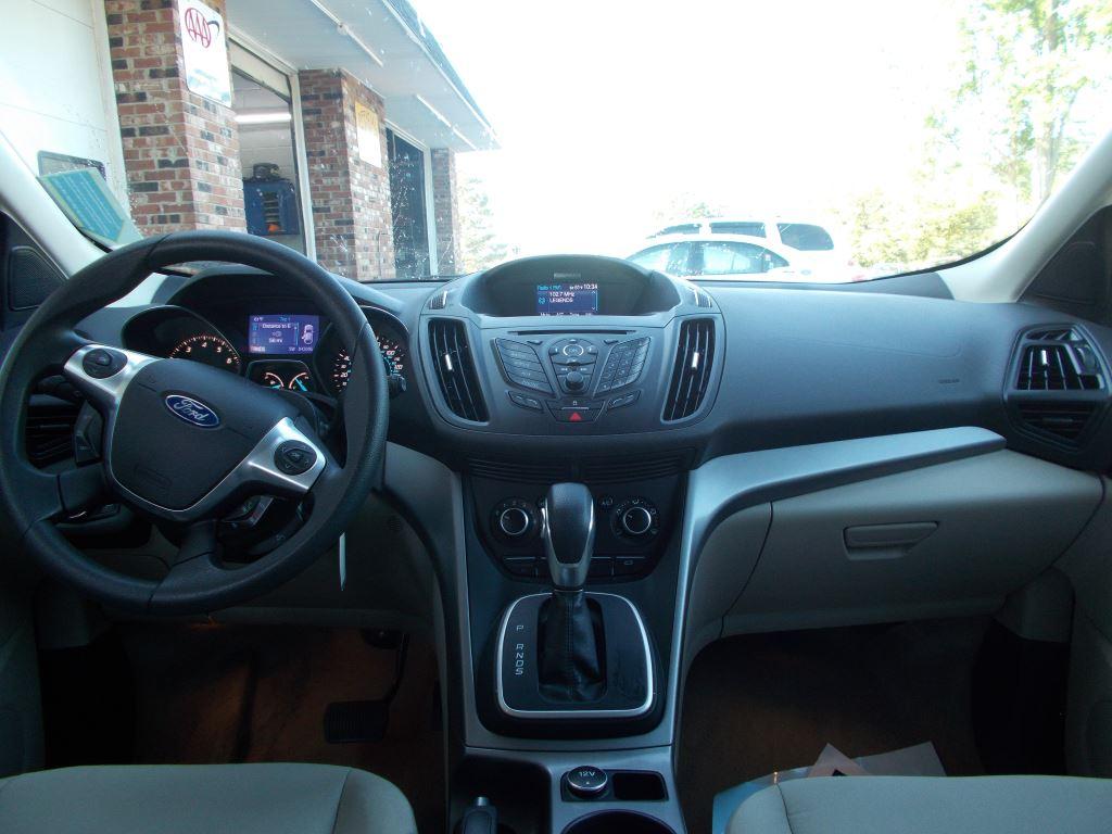 2013 Ford Escape SE photo