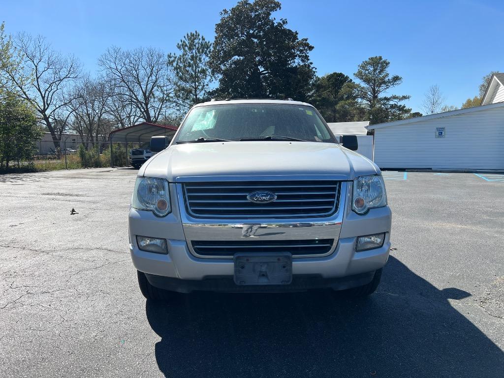 2010 Ford Explorer XLT photo
