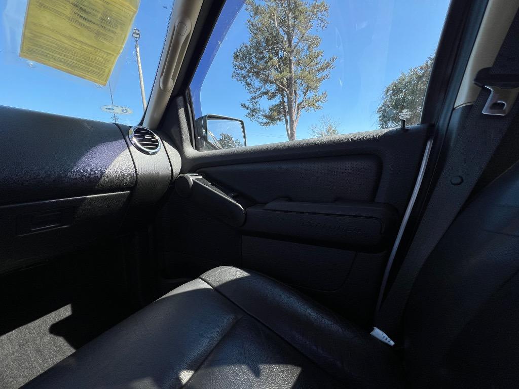 2010 Ford Explorer XLT photo